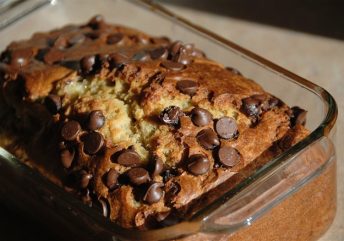 Super Easy Moist Banana Bread Recipe (Just 3 Ingredients!)