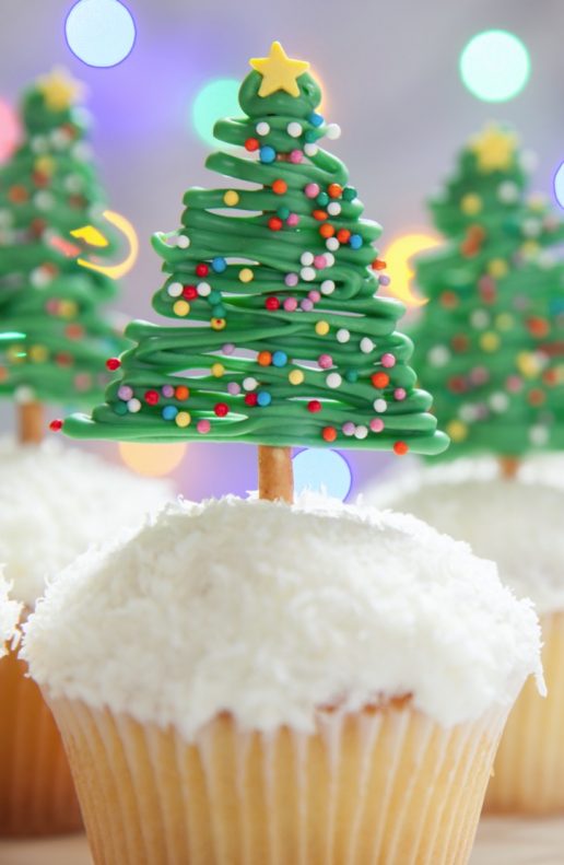 Easy Christmas Tree Cupcake Toppers Made With Pretzels