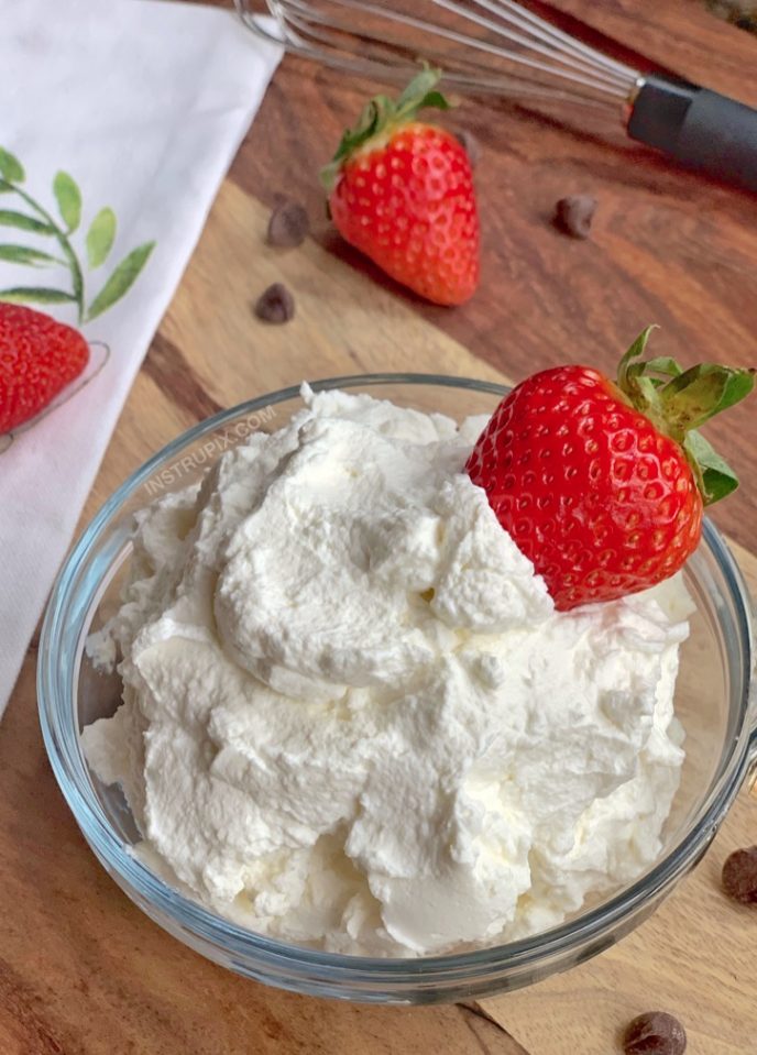 5 Minute Keto Whipped Cream Recipe 3 Ingredients 9833