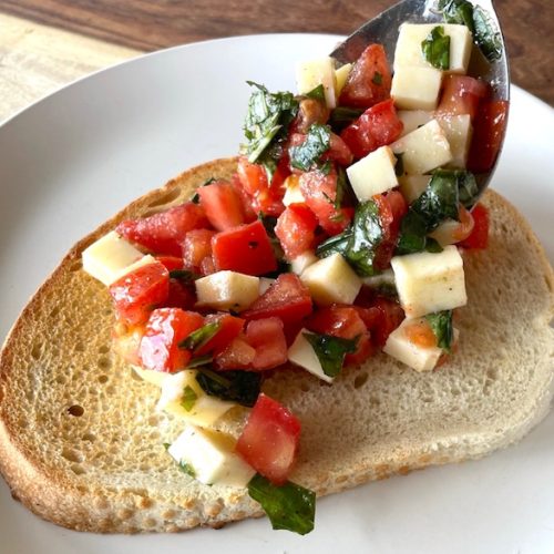 Caprese Toast (Quick Lunch or Light Dinner!)